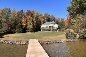 Gallery image of Tranquil Point in Mineral