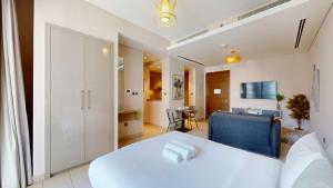 Gallery image of Sobha Hartland - Charming Studio in Meydan in Dubai