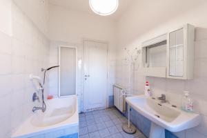 Ένα μπάνιο στο Appartamento - Ladispoli