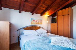 Posteľ alebo postele v izbe v ubytovaní Apartments Brane