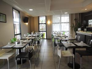 Restaurace v ubytování The Originals City, Hotel Novella Premium, Nantes Est