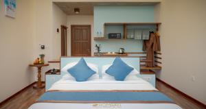 Posezení v ubytování Komsan Kampot Resort
