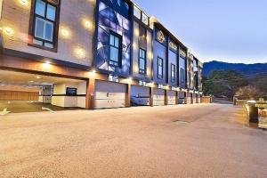 Gambar di galeri bagi Ulsan Yeongnam Alps Hotel Gray Moon di Ulsan
