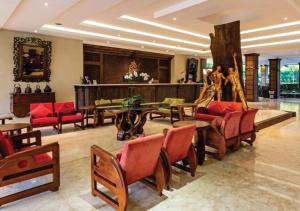 Posezení v ubytování The Westlake Hotel & Resort Yogyakarta