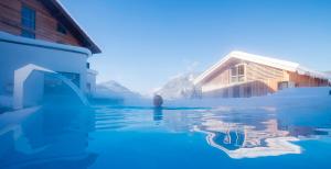 Bazén v ubytování Hotel Oberstdorf nebo v jeho okolí
