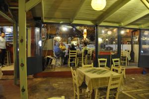 Εστιατόριο ή άλλο μέρος για φαγητό στο Peter's Village +37 φωτογραφίες