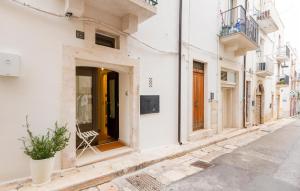Το κτήριο όπου στεγάζεται  το διαμέρισμα +12 φωτογραφίες