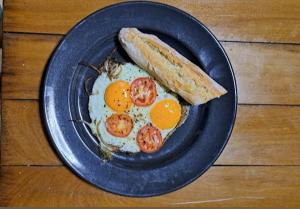 Jídlo v hostelu nebo okolí + 8 fotografií