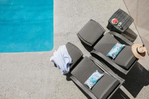 Der Swimmingpool an oder in der Nähe von Lazy Days by Stay Noosa