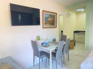 Kuchyň nebo kuchyňský kout v ubytování แอนฟาร์มรีสอร์ทแอนด์คาเฟ่