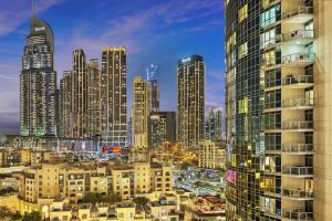 Nespecifikovaný výhled na destinaci Dubaj nebo výhled na město při pohledu z apartmánu