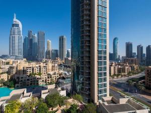 Nespecifikovaný výhled na destinaci Dubaj nebo výhled na město při pohledu z apartmánu