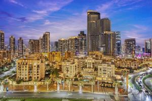 Nespecifikovaný výhled na destinaci Dubaj nebo výhled na město při pohledu z apartmánu