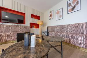 Osiris - Magnifique appt vue mer avec rooftop的厨房或小厨房
