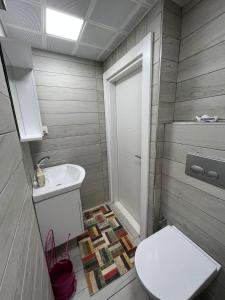 Koupelna v ubytování Marka Suites Comfort