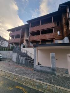 Budova, kde se apartmán nachází