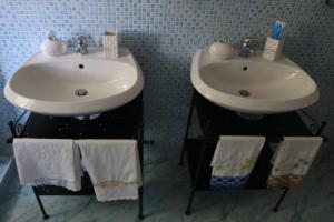 Koupelna v ubytování Albachiara B&B + 37 fotografií