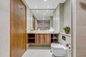 Fotografie z fotogalerie ubytování Luxury Azizi Mina Beachfront Apartments v Dubaji