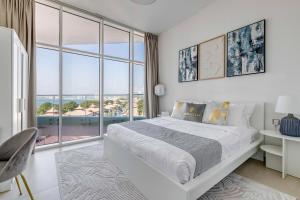 Fotografie z fotogalerie ubytování Luxury Azizi Mina Beachfront Apartments v Dubaji