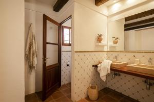 Kúpeľňa v ubytovaní Can Noves - Villa de 5 suites 9 y 31