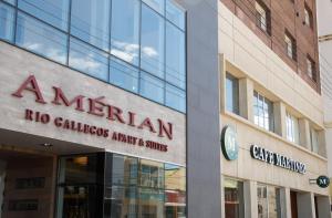 里奥加耶戈斯Amerian Río Gallegos的美属的卡莱多尼亚人画廊艺术和学习标志