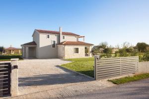 Budova, kde se vila nachází