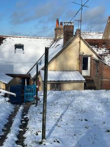 Afbeelding uit fotogalerij van Le Campagnard vintage Bourguignon in Saint-Privé