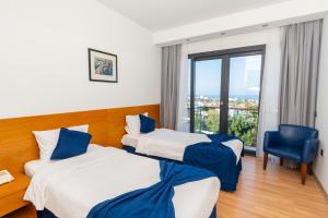 Galeriebild der Unterkunft Bellapais Oasis Hotel in Kyrenia + 77 Fotos