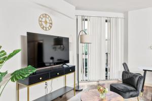 Gallery image of Vibrant 2BR Near Birminghams 02 in Birmingham