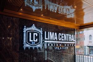 Sijil, anugerah, tanda atau dokumen lain yang dipamerkan di Lima Central Design Hotel Spa & Club