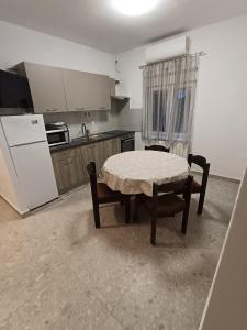 Kuchyň nebo kuchyňský kout v ubytování Apartments Lana