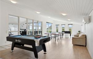 Biliár nebo kulečník v ubytování Holiday Home Sortebærdalen Ringkøbing X + 21 fotografií