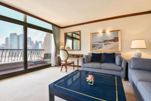אזור ישיבה ב-Sheraton Grand Doha Resort & Convention Hotel