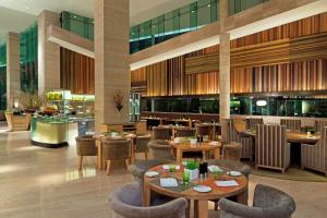 Restaurace v ubytování The Westin Gurgaon, New Delhi