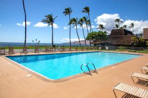 Bazén v ubytování KBM Resorts FREE CAR Maalaea Surf 1-Bedroom Condo with Prime Location Turtle views MSR-F2 nebo v jeho okolí