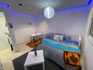 Postel nebo postele na pokoji v ubytování Settat room Homy