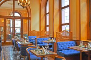 Posezení v ubytování Hotel Opera