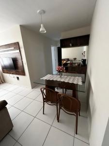 Η κουζίνα ή μικρή κουζίνα στο Apartamento Tenório dois quartos