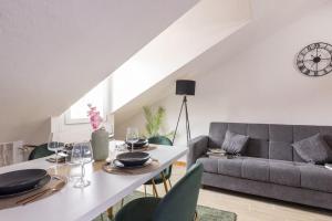 Χώρος καθιστικού στο Golden View Milan