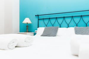 Posteľ alebo postele v izbe v ubytovaní Apartment Bright Sagrada Familia