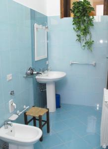 A bathroom at B&B Casa Degli Artisti