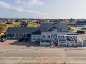 Afbeelding uit fotogalerij van Kellers Badehotel in Fanø