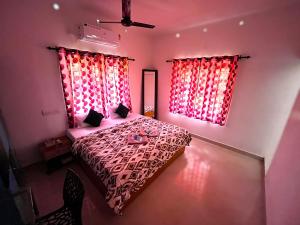 Paddy N Canal Homestay客房内的一张或多张床位