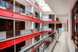 Fotografie z fotogalerie ubytování SPOT ON Hotel Harry's 1 Near Select Citywalk Mall v Novém Dillí