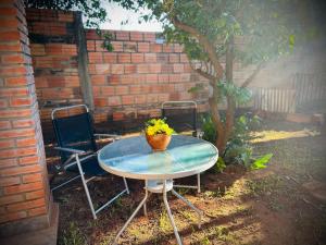 Zahrada ubytování Habitación y piscina en casa compartida