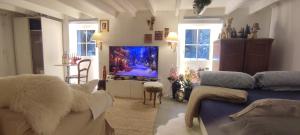 Posedenie v ubytovaní PARIS AUTHENTIC HOUSE studio with green courtyard 12 rue labourse Gentilly 94250