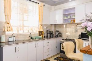 Afbeelding uit fotogalerij van Greenwood Homes 1 Bedroom House in Nanyuki +20 foto's