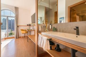 桑坦德Sercotel El Balcón de la Bahía Suites的相册照片