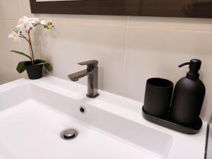 Φωτογραφία από το άλμπουμ του CasaSimba - Appartement 8 min de Disneyland ! σε Bussy-Saint-Georges