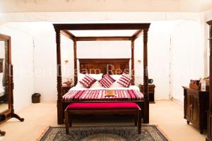 Desert Dream Royal Camp & Pool客房内的一张或多张床位